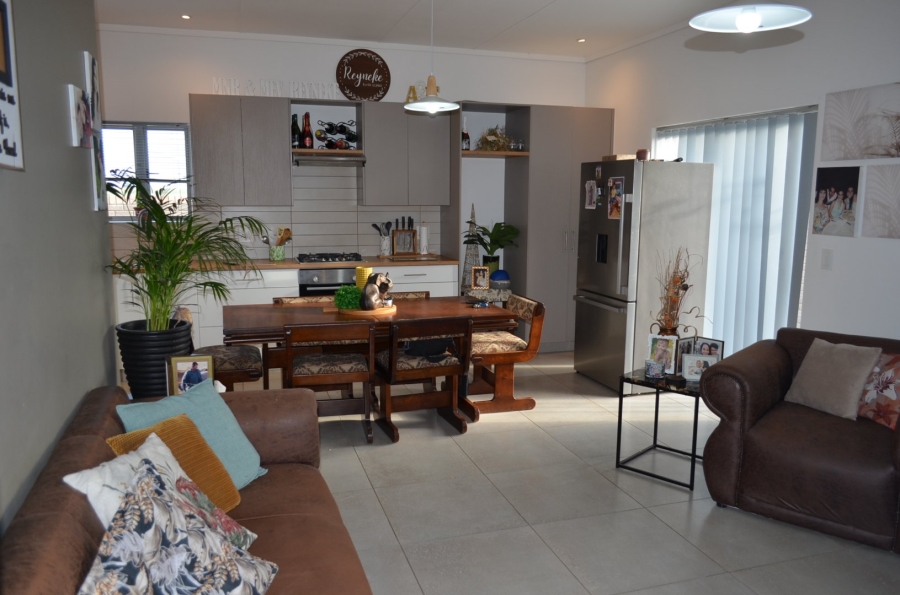 3 Bedroom Property for Sale in Mooikloof Country Estate Western Cape